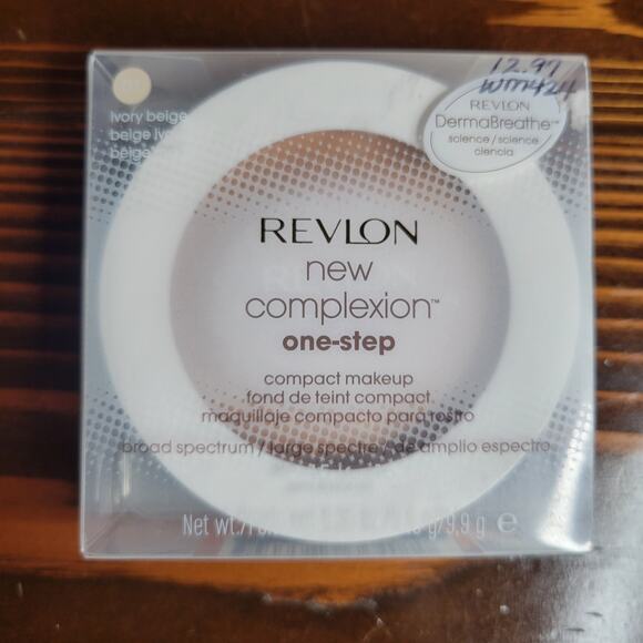 REVLON New Complexion One-Step Compact Makeup SPF 15 IVORY BEIGE 01✨️NEW✨️ - Picture 1 of 10